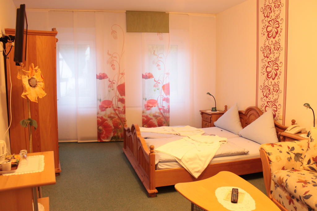 Hotel Restaurant Wolfsschlucht Bad Muenstereifel Kültér fotó